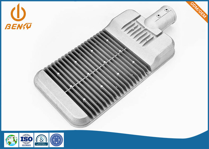 OEM ODM LED ট্র্যাক হালকা হাউজিং নির্ভুলতা CNC মেশিনিং অংশ